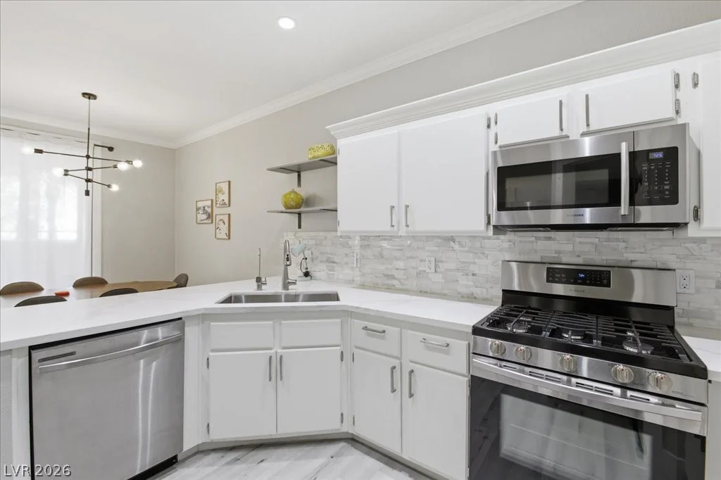 251 Green Valley, Henderson, NV 89012