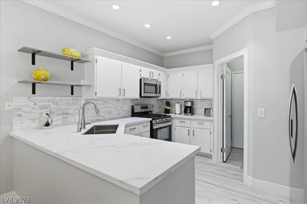 251 Green Valley, Henderson, NV 89012