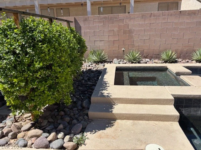 7545 Coral River, Las Vegas, NV 89131