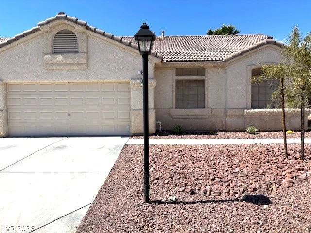 7545 Coral River, Las Vegas, NV 89131