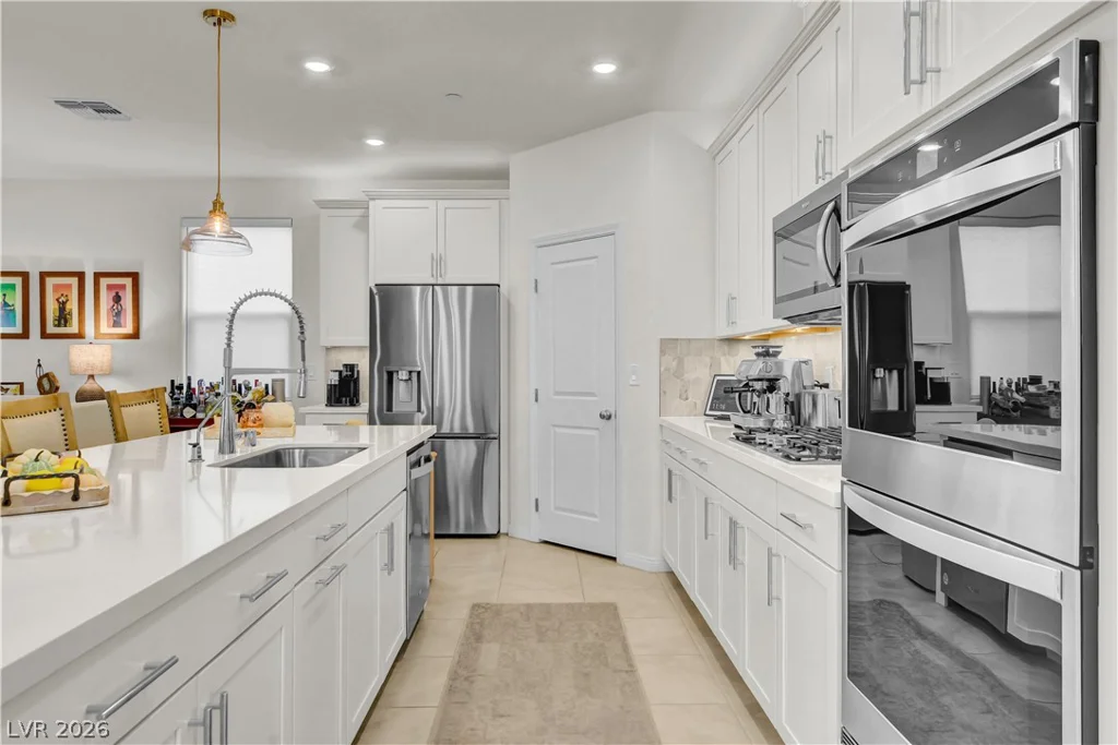 1583 Pacific Baza, Las Vegas, NV 89138