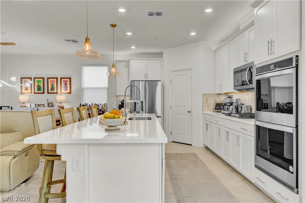 1583 Pacific Baza, Las Vegas, NV 89138