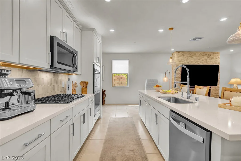 1583 Pacific Baza, Las Vegas, NV 89138