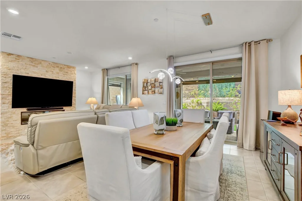1583 Pacific Baza, Las Vegas, NV 89138