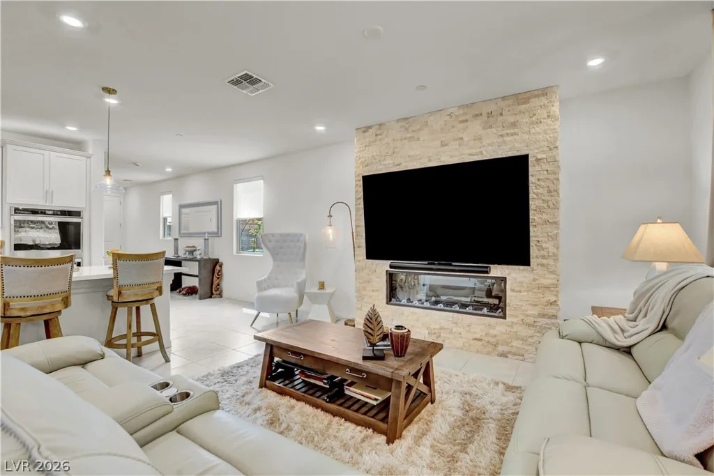 1583 Pacific Baza, Las Vegas, NV 89138