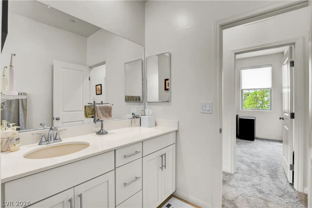 1583 Pacific Baza, Las Vegas, NV 89138