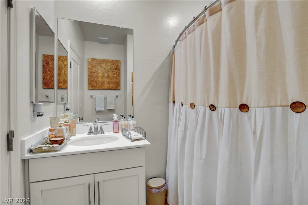 1583 Pacific Baza, Las Vegas, NV 89138
