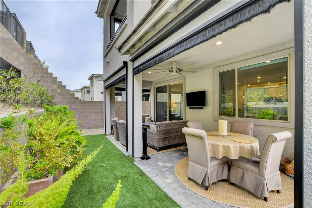1583 Pacific Baza, Las Vegas, NV 89138