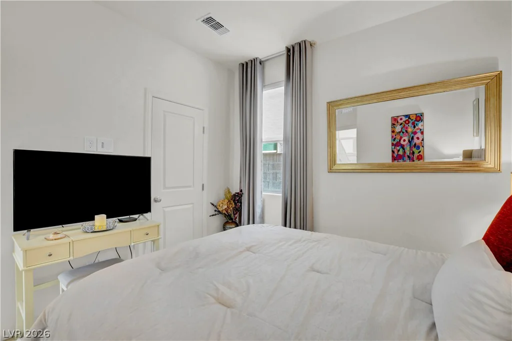1583 Pacific Baza, Las Vegas, NV 89138