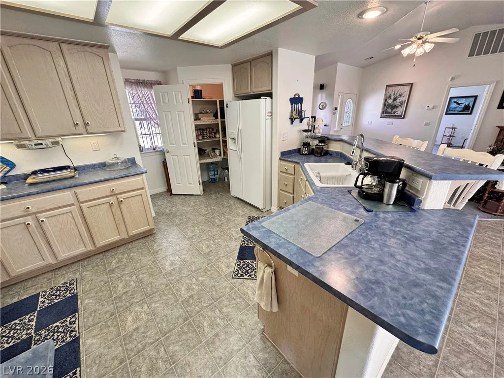 2640 ZEPHYR, Pahrump, NV 89048
