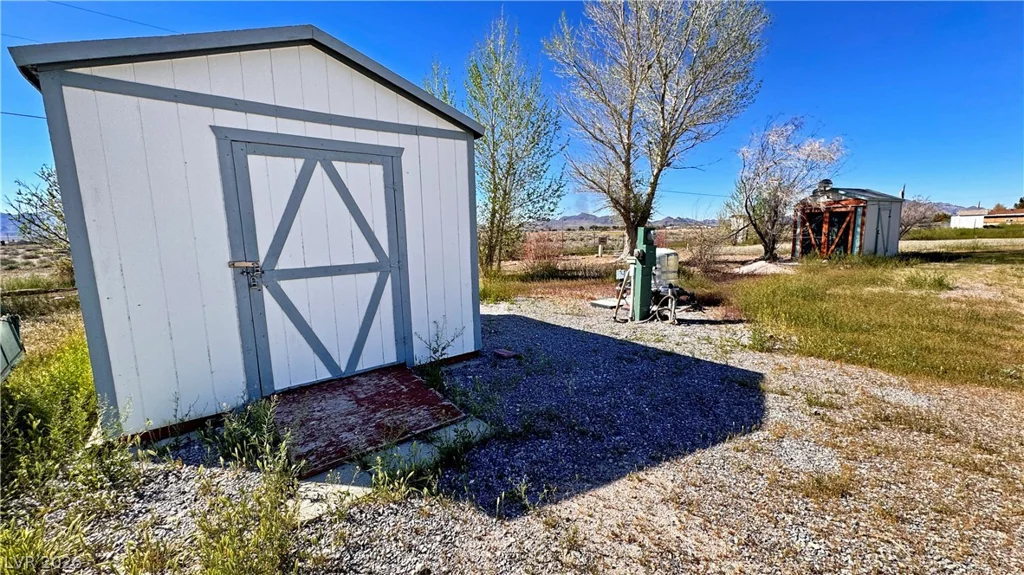 2640 ZEPHYR, Pahrump, NV 89048