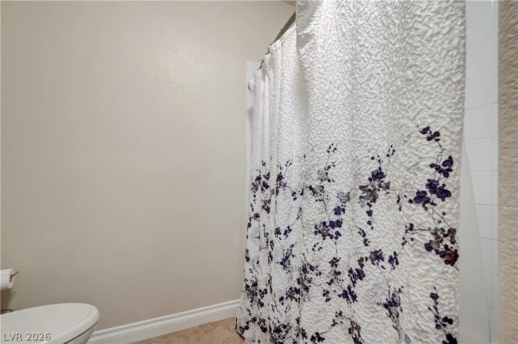 3917 Lazy Pine, Las Vegas, NV 89108