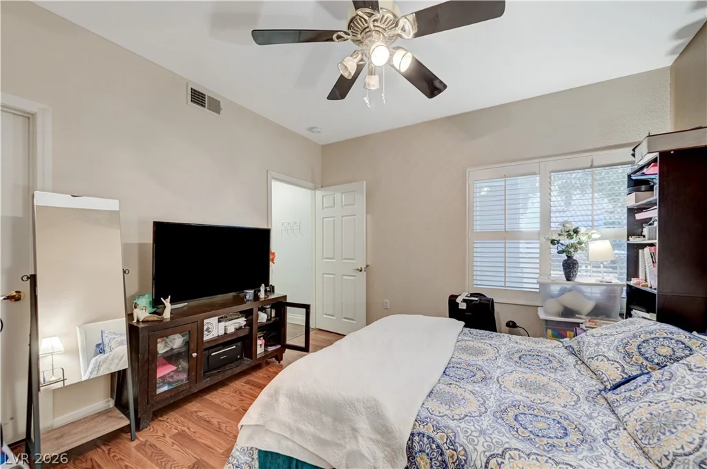 3917 Lazy Pine, Las Vegas, NV 89108