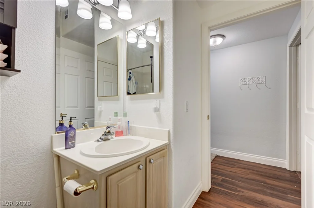 3917 Lazy Pine, Las Vegas, NV 89108