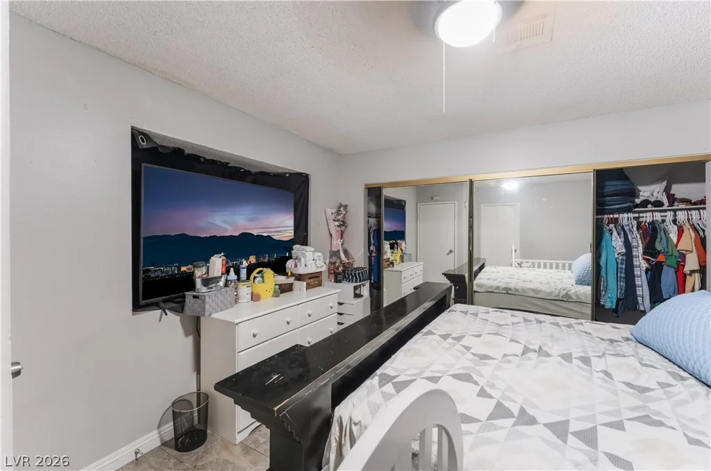 413 Lamb, Las Vegas, NV 89110