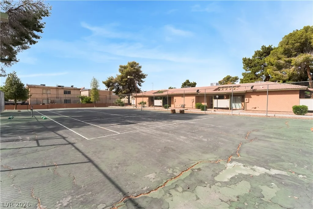 413 Lamb, Las Vegas, NV 89110