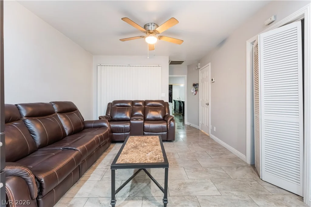 413 Lamb, Las Vegas, NV 89110