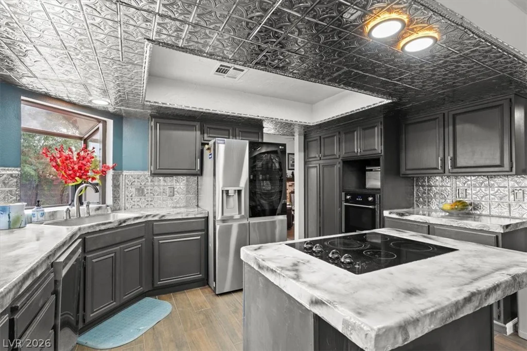 7400 Amigo, Las Vegas, NV 89123