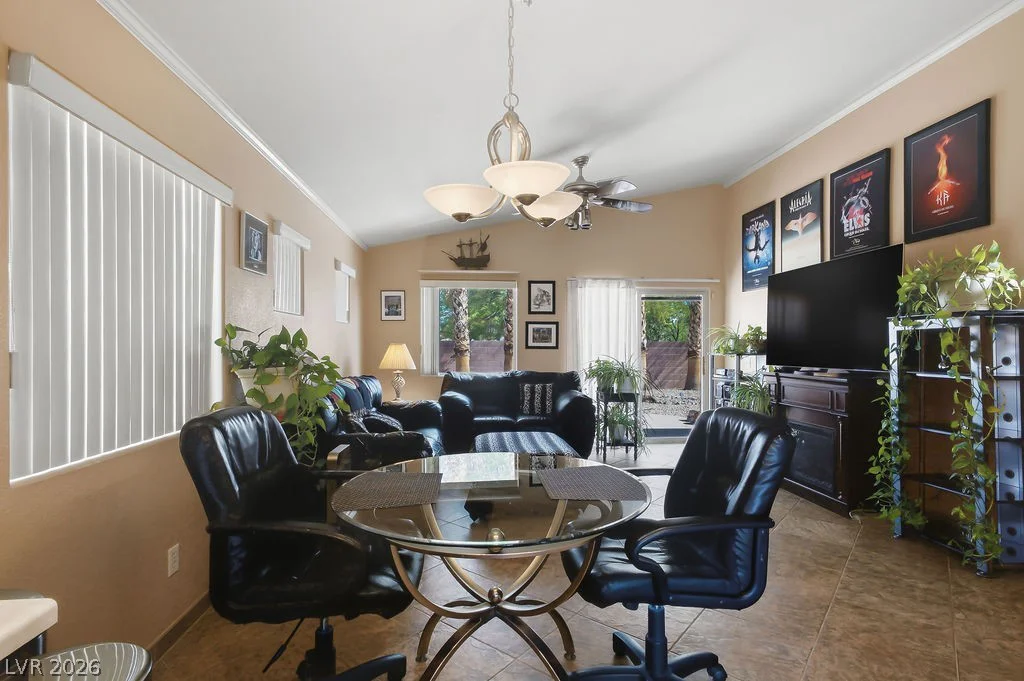 3450 Blue Ash, Las Vegas, NV 89122