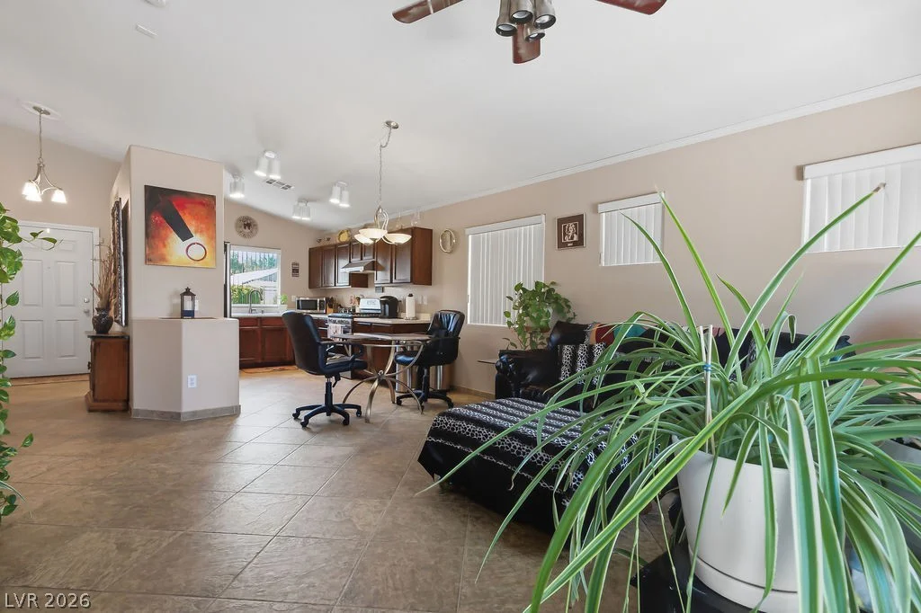 3450 Blue Ash, Las Vegas, NV 89122