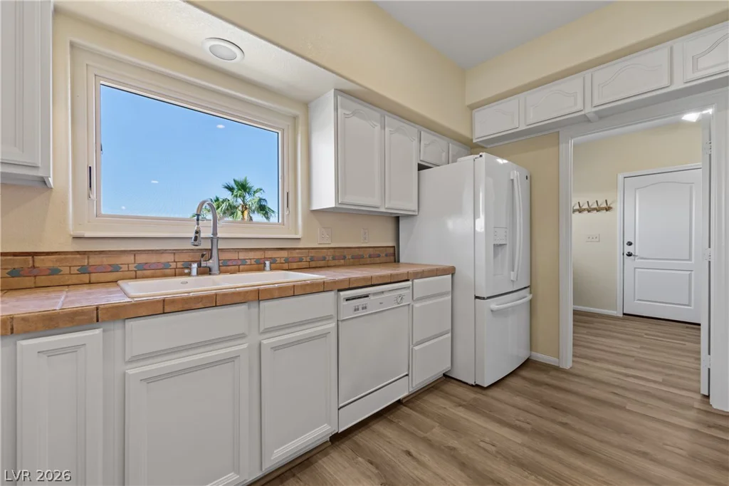 875 Cave, Overton, NV 89040