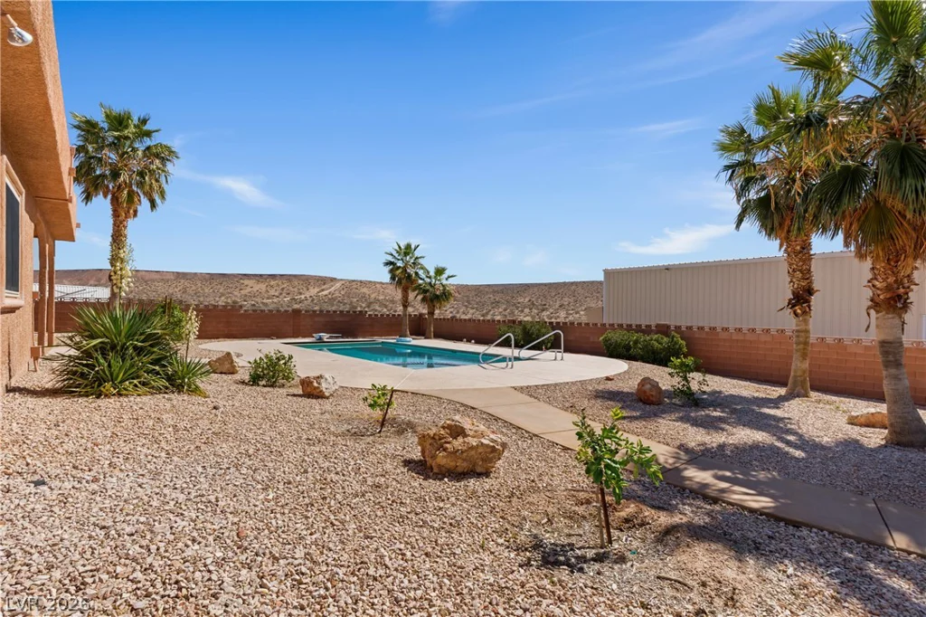 875 Cave, Overton, NV 89040