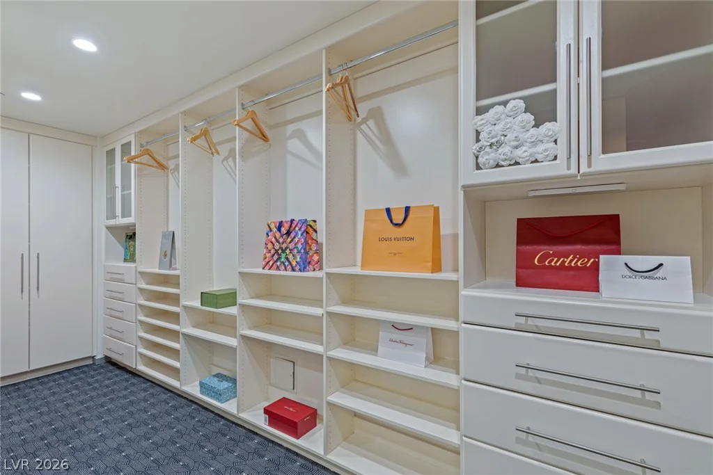 2747 Paradise, Las Vegas, NV 89109