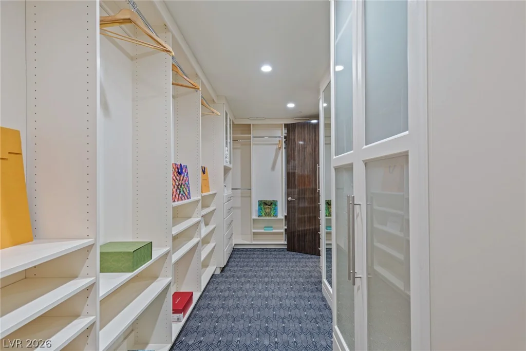 2747 Paradise, Las Vegas, NV 89109