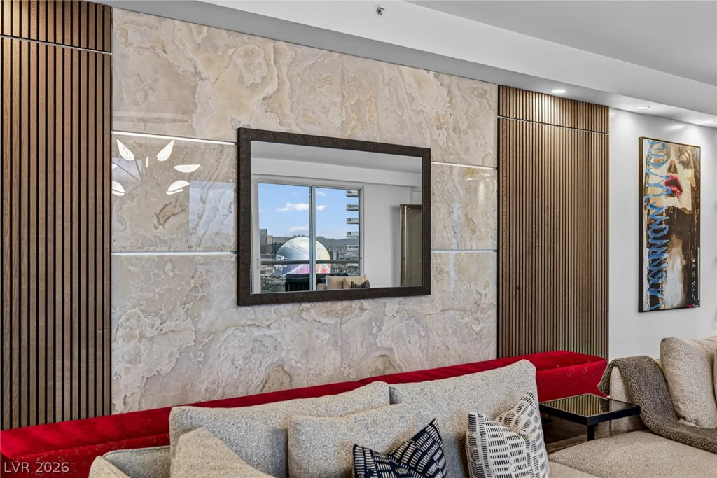 2747 Paradise, Las Vegas, NV 89109