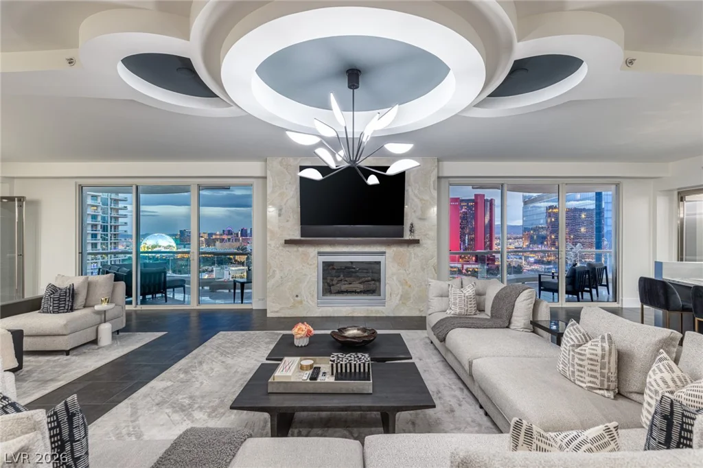 2747 Paradise, Las Vegas, NV 89109