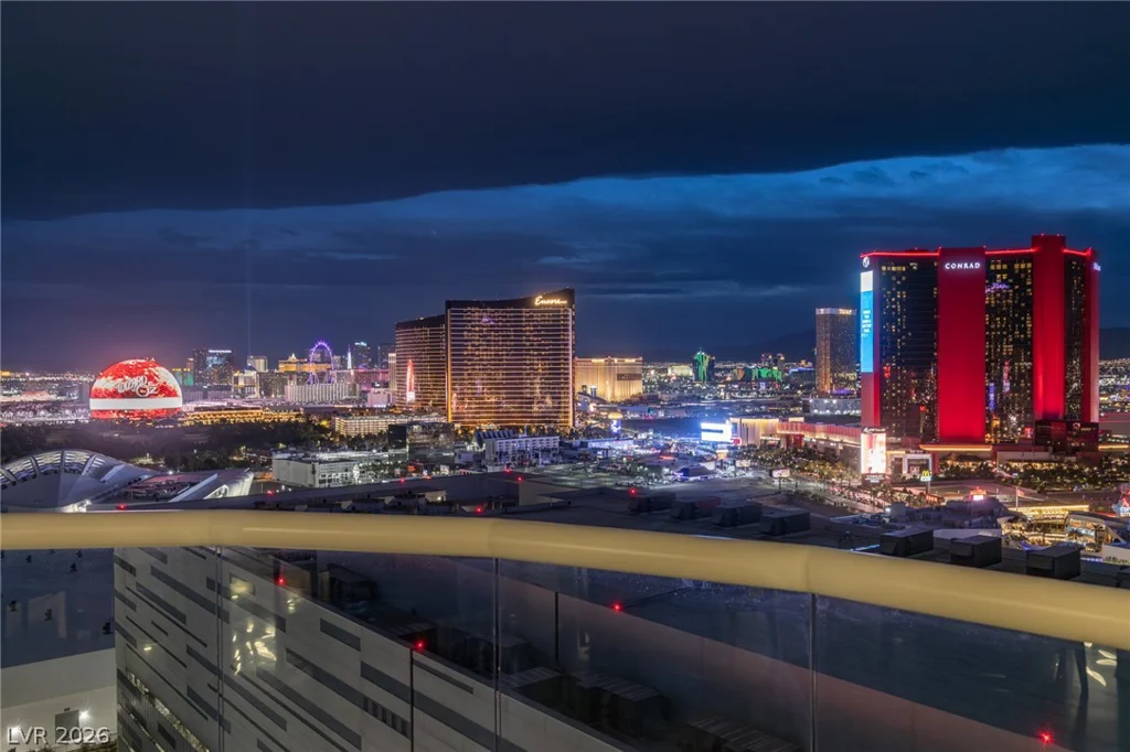 2747 Paradise, Las Vegas, NV 89109
