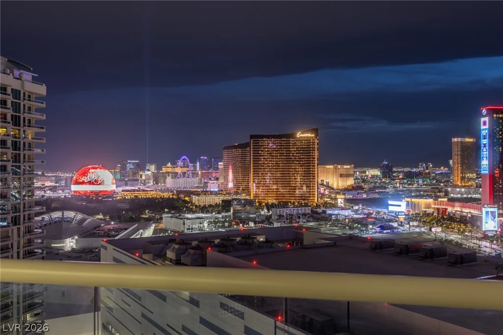 2747 Paradise, Las Vegas, NV 89109