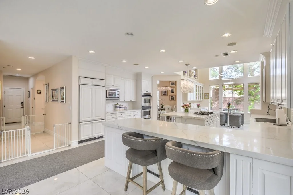 10201 Owls Peak, Las Vegas, NV 89144