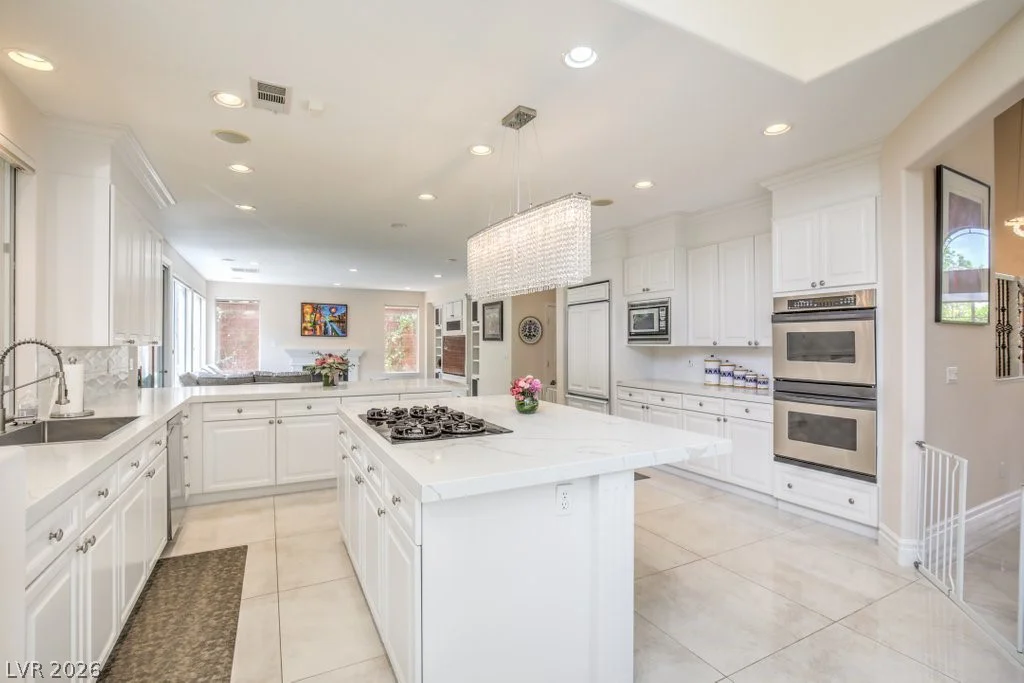 10201 Owls Peak, Las Vegas, NV 89144