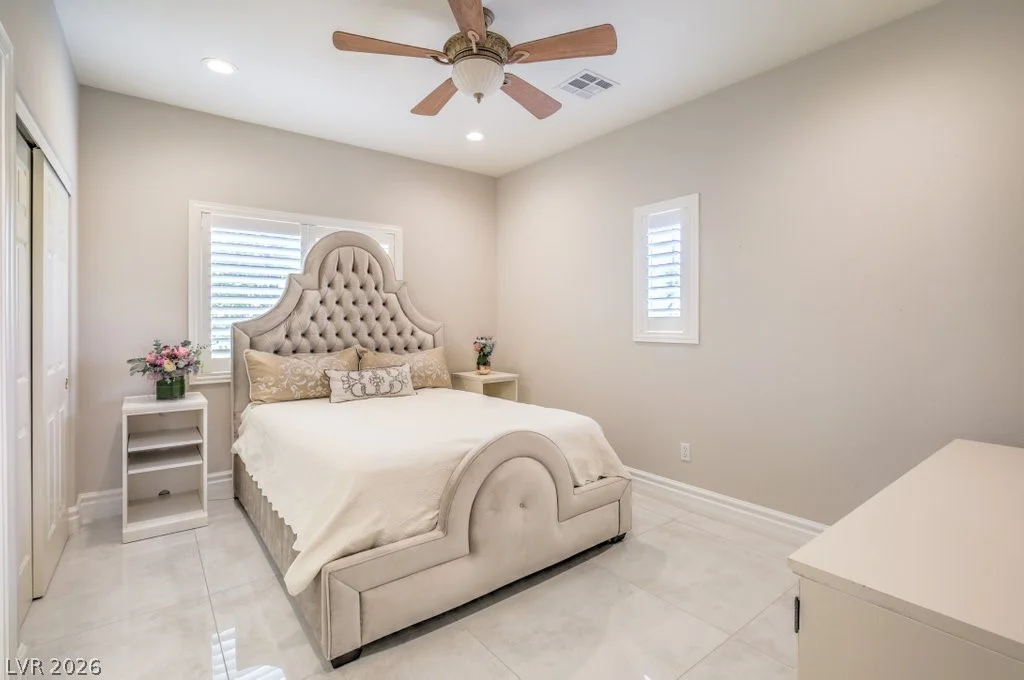 10201 Owls Peak, Las Vegas, NV 89144