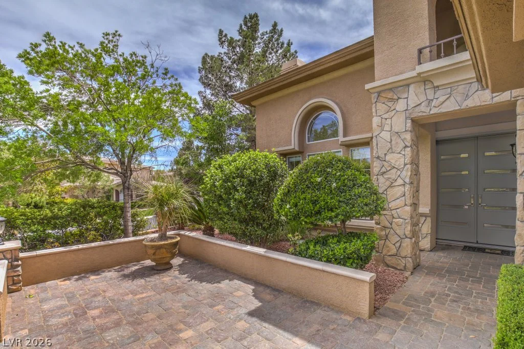 10201 Owls Peak, Las Vegas, NV 89144