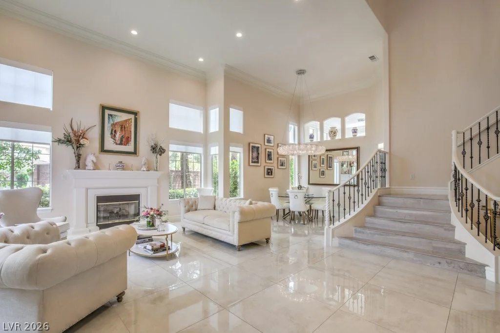 10201 Owls Peak, Las Vegas, NV 89144