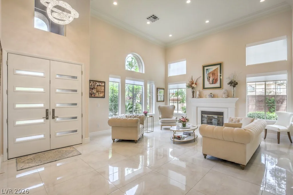 10201 Owls Peak, Las Vegas, NV 89144