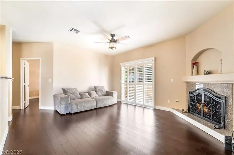 2050 Warm Springs, Henderson, NV 89014