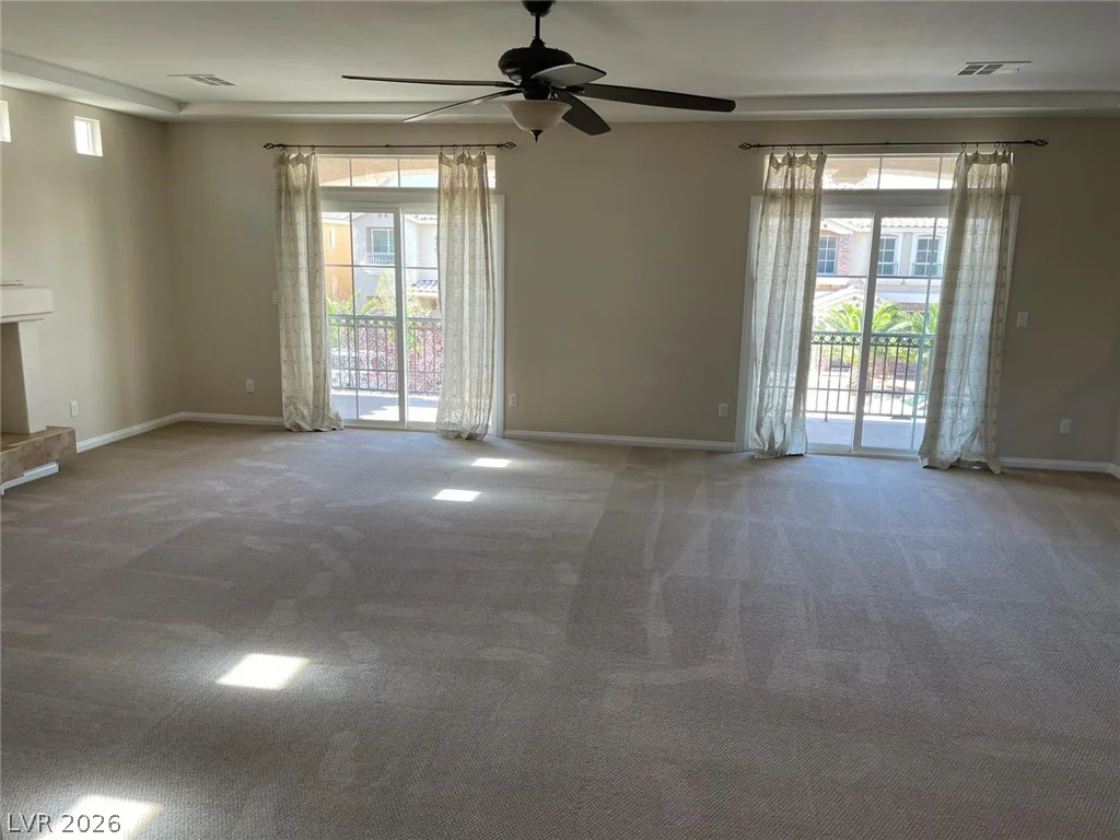 6313 Stag Hollow, Las Vegas, NV 89139