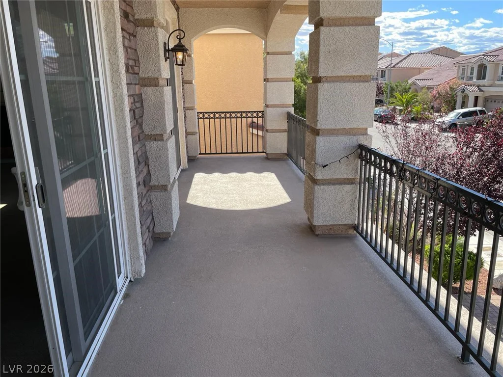 6313 Stag Hollow, Las Vegas, NV 89139