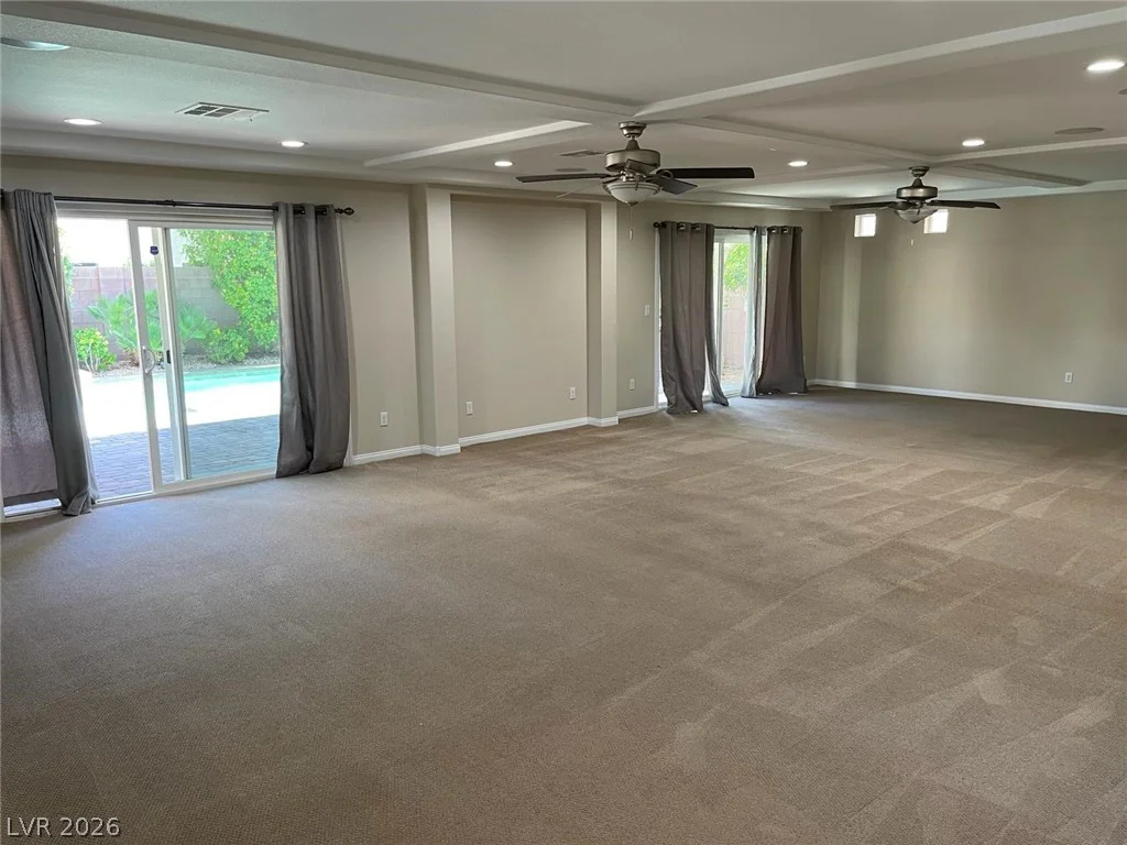 6313 Stag Hollow, Las Vegas, NV 89139