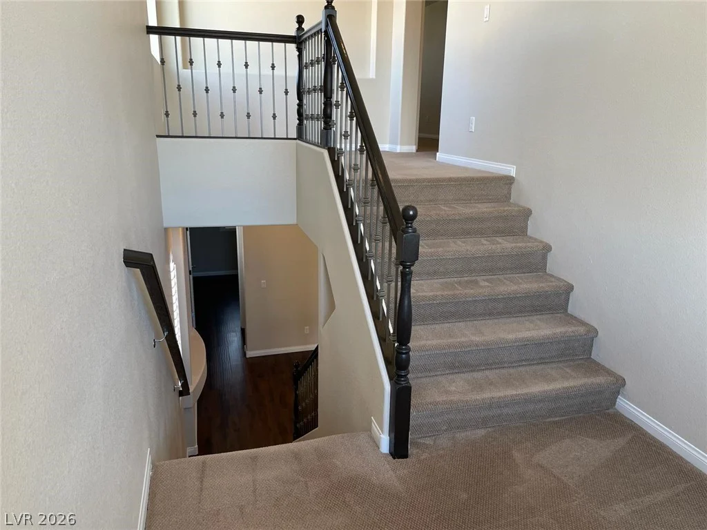 6313 Stag Hollow, Las Vegas, NV 89139