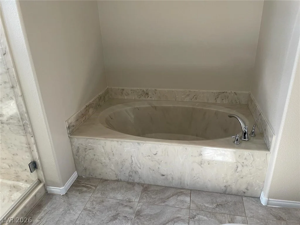6313 Stag Hollow, Las Vegas, NV 89139
