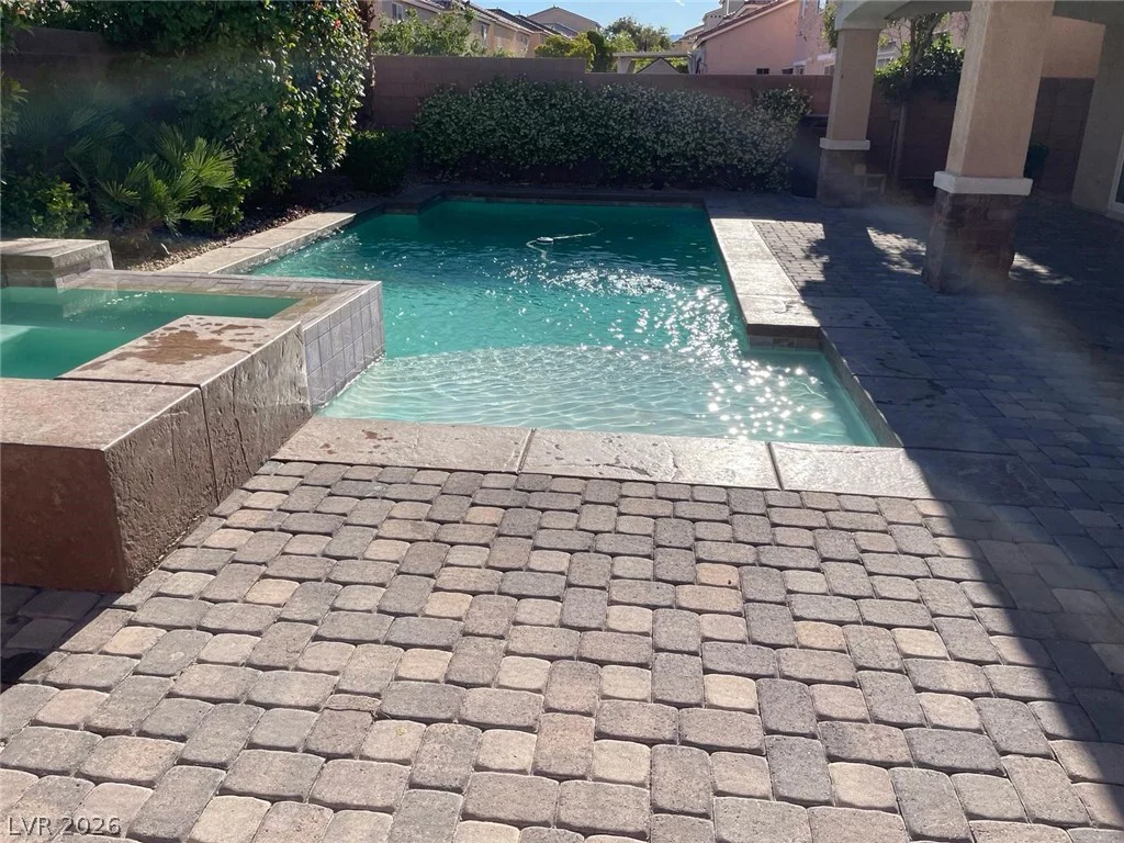 6313 Stag Hollow, Las Vegas, NV 89139