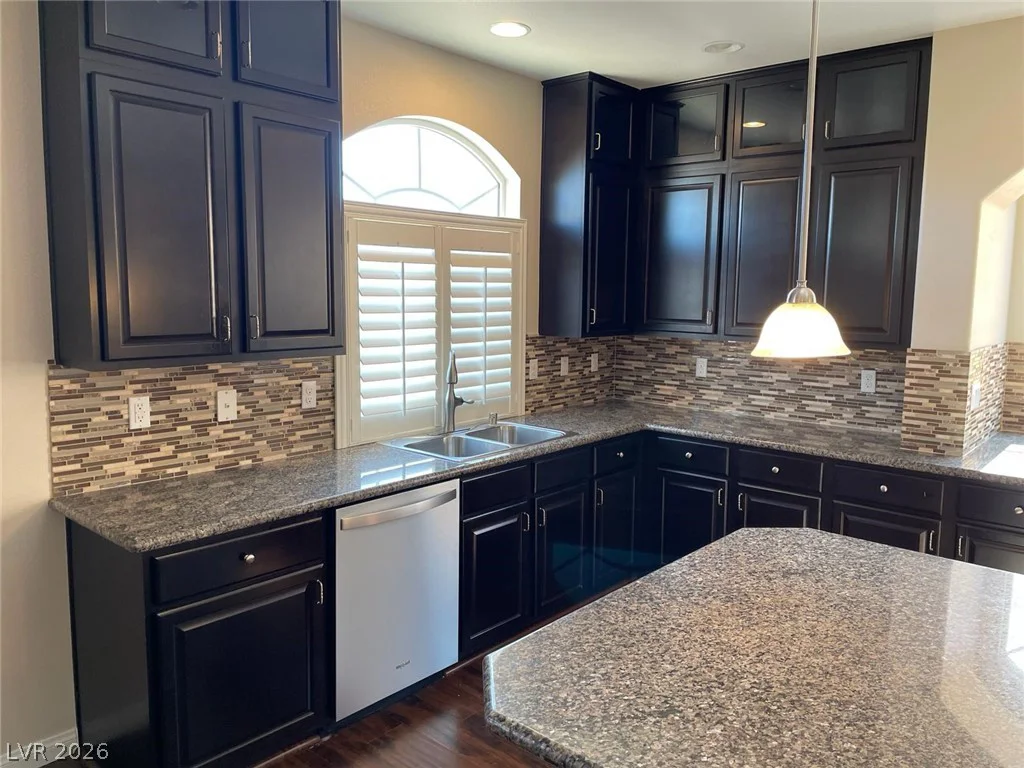6313 Stag Hollow, Las Vegas, NV 89139