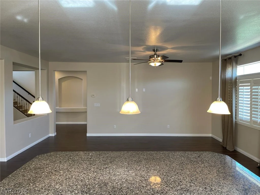 6313 Stag Hollow, Las Vegas, NV 89139