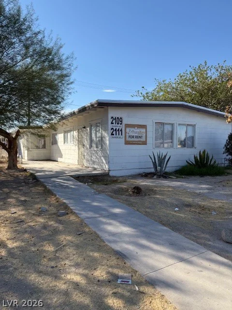 2109 Glider, North Las Vegas, NV 89030