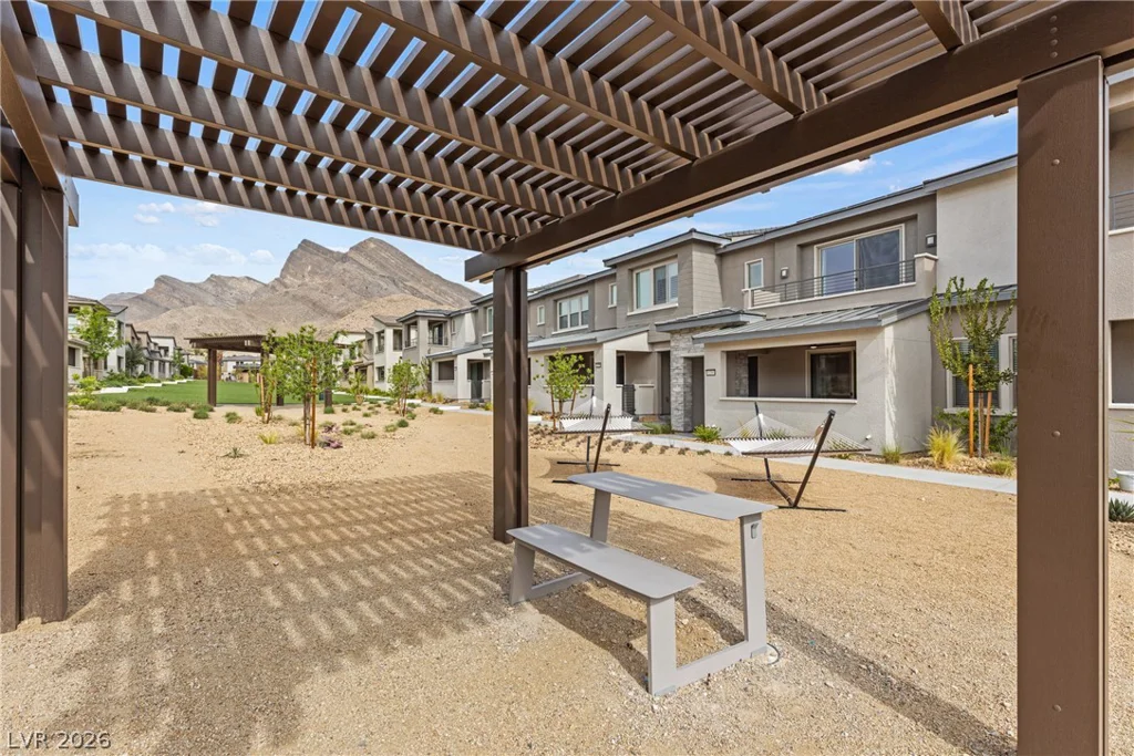 11395 Peak Landing, Las Vegas, NV 89138