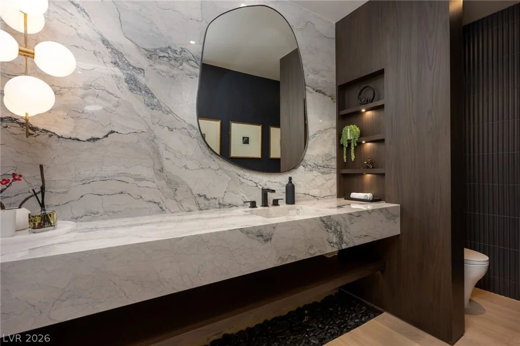 11588 Stardust, Las Vegas, NV 89135